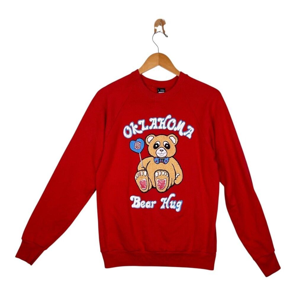 Vintage Oklahoma Sooners Bear Graphic Sweatshirt NCAA Red Crewneck Large